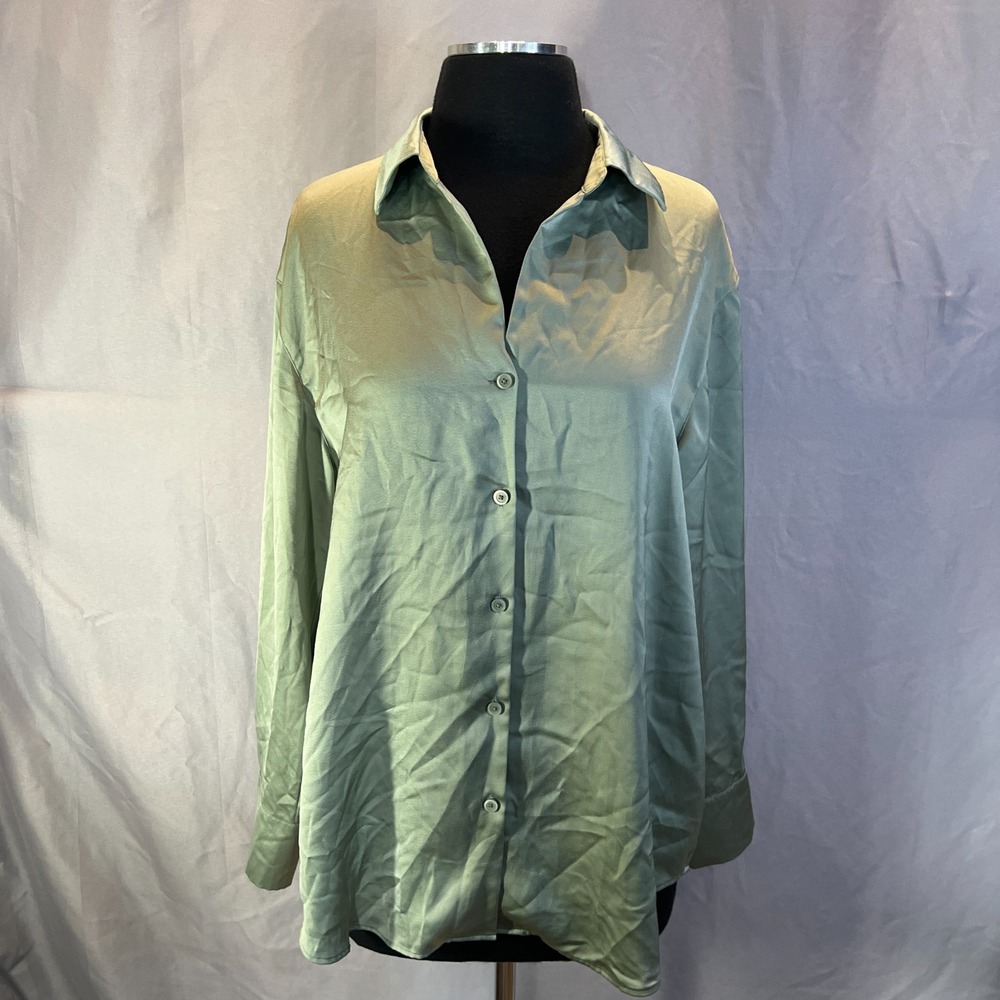 Uniqlo Premium Linen Shirt Womens Medium Olive Green Back Yoke Button Up Casual